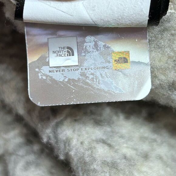 The North Face Gordon Lyons 1/4 Zip Fleece Pullover - Picture 8 of 9